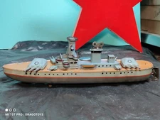 VINTAGE ARNOLD 1930 BATTLE WAR SHIP BOAT WIND UP ORIGINAL ITEM KEY GERMANY