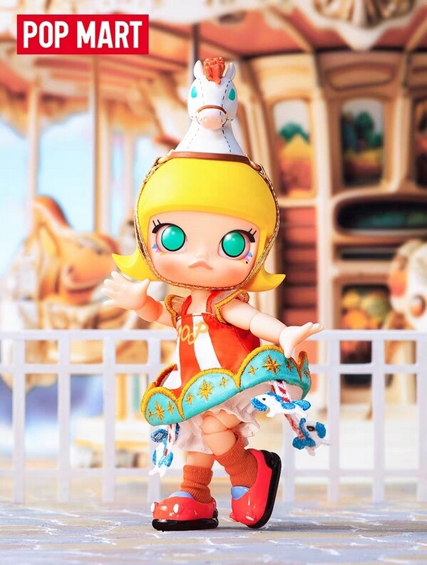 Popmart Cute Molly Carousel 13cm/5.1 Popmart Cute Molly Carousel 13cm/5.1