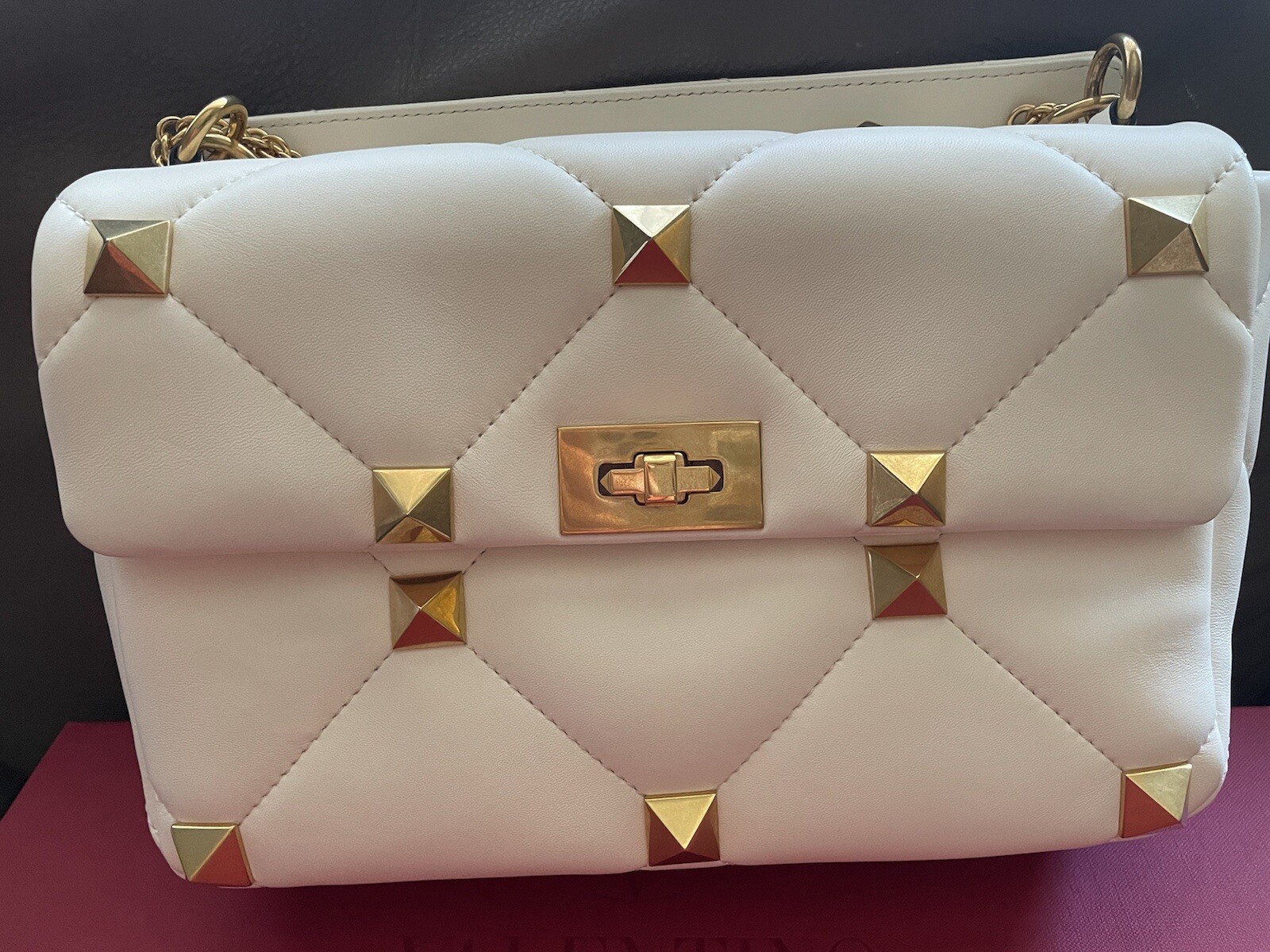 NEW! Valentino Garavani Medium Rockstud Spike shoulder bag! image 7