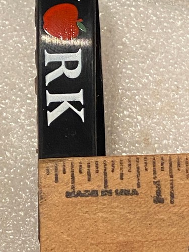 1/2" New York Black Rubber Bracelet/Wrist Band *Pre-Owned* DTB - Picture 2 of 4