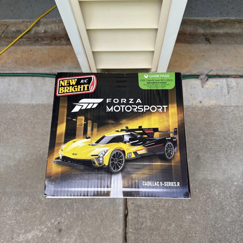 Nuevo Brillante Escala 1:8 Control Remoto RC Forza Motorsport Cadillac Serie V.R Coche Foto 4 de 4