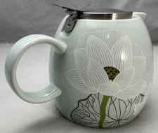 Tea Forte LOTUS 24oz Water Lily Green Pugg Ceramic Teapot NO INFUSER Loose Leaf