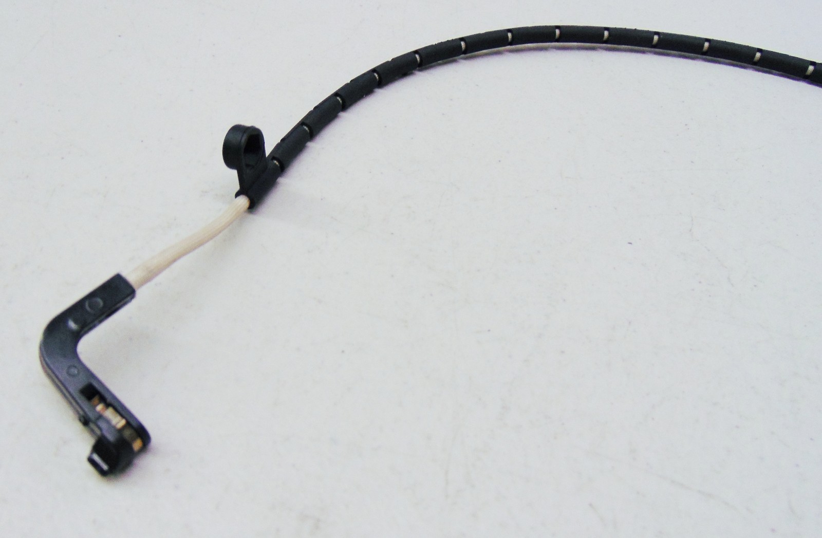 ROLLS-ROYCE PHANTOM REAR BRAKE PAD WEAR SENSOR OEM # 34-35-6-779-248