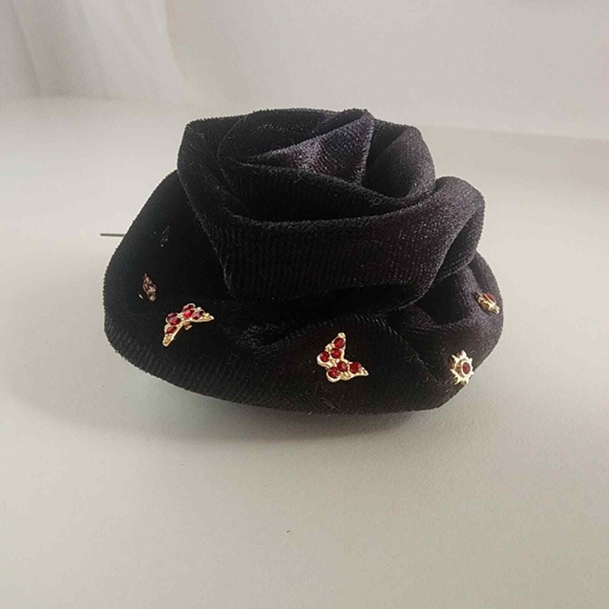 NWT Free People Black Rosette Stud Earrings Set Pack Brooch  display picture 3