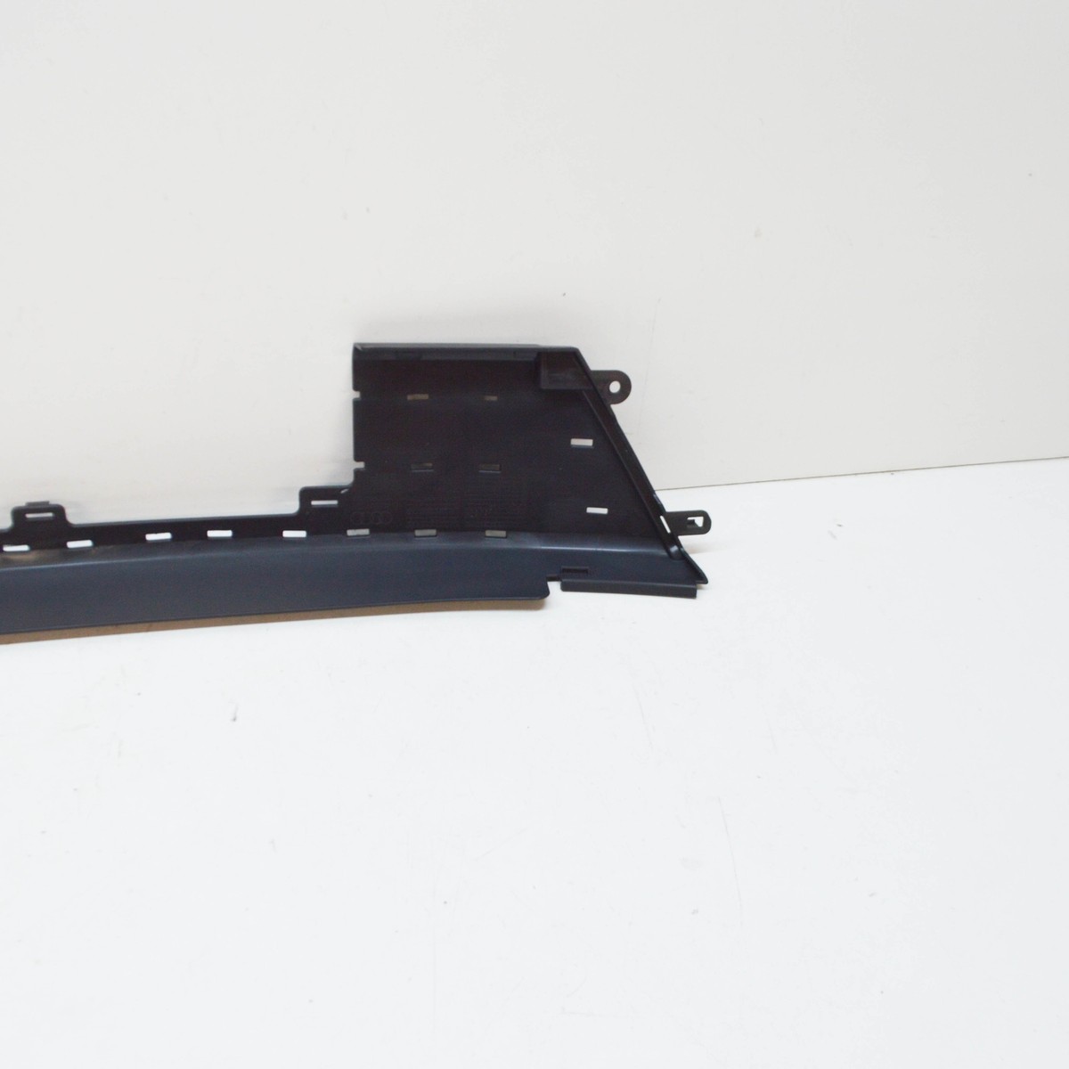 AUDI Q3 F3 Radiator Grille Cover 83F8532229B9 NEW GENUINE | eBay