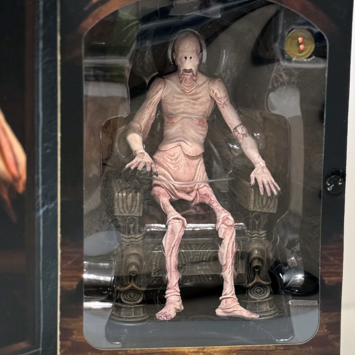 NECA ペイルマン フィギュア NECA Pale Man 7 inch Action Figure for sale online | eBay