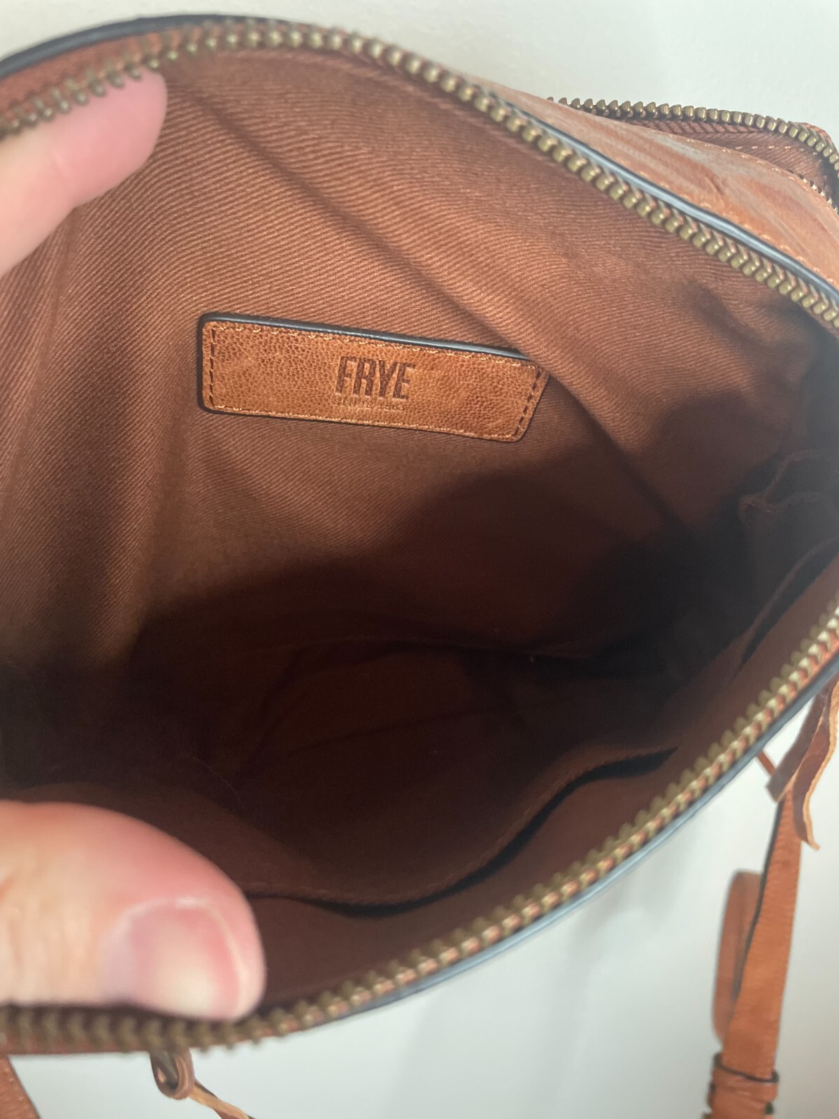 Frye Camera Bag Distressed Brown Leather Crossbody Gem