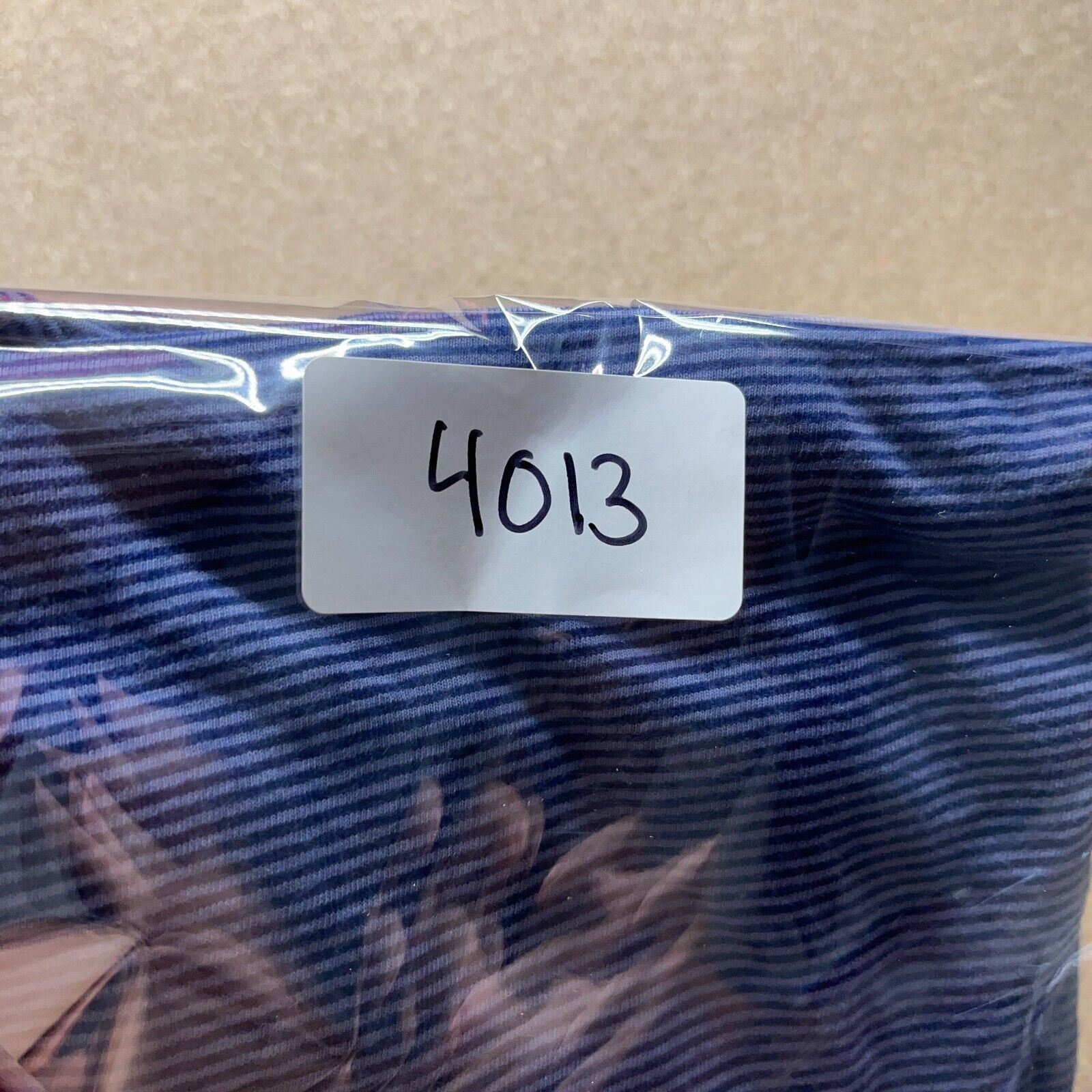 American Eagle Shirt Large Womens Basic Regular C… - image 9