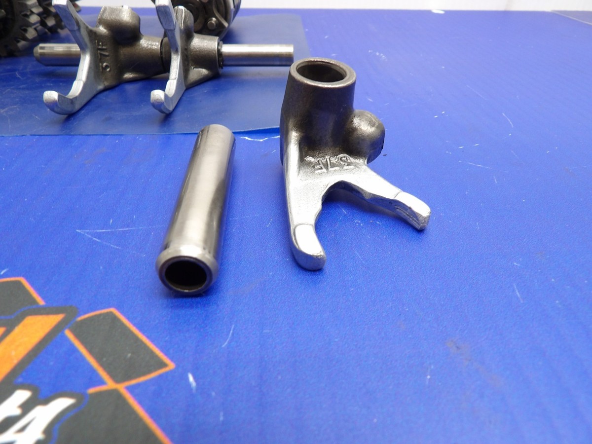 2001 Yamaha Blaster Transmission Shift Forks Drum Assembly 2XJ