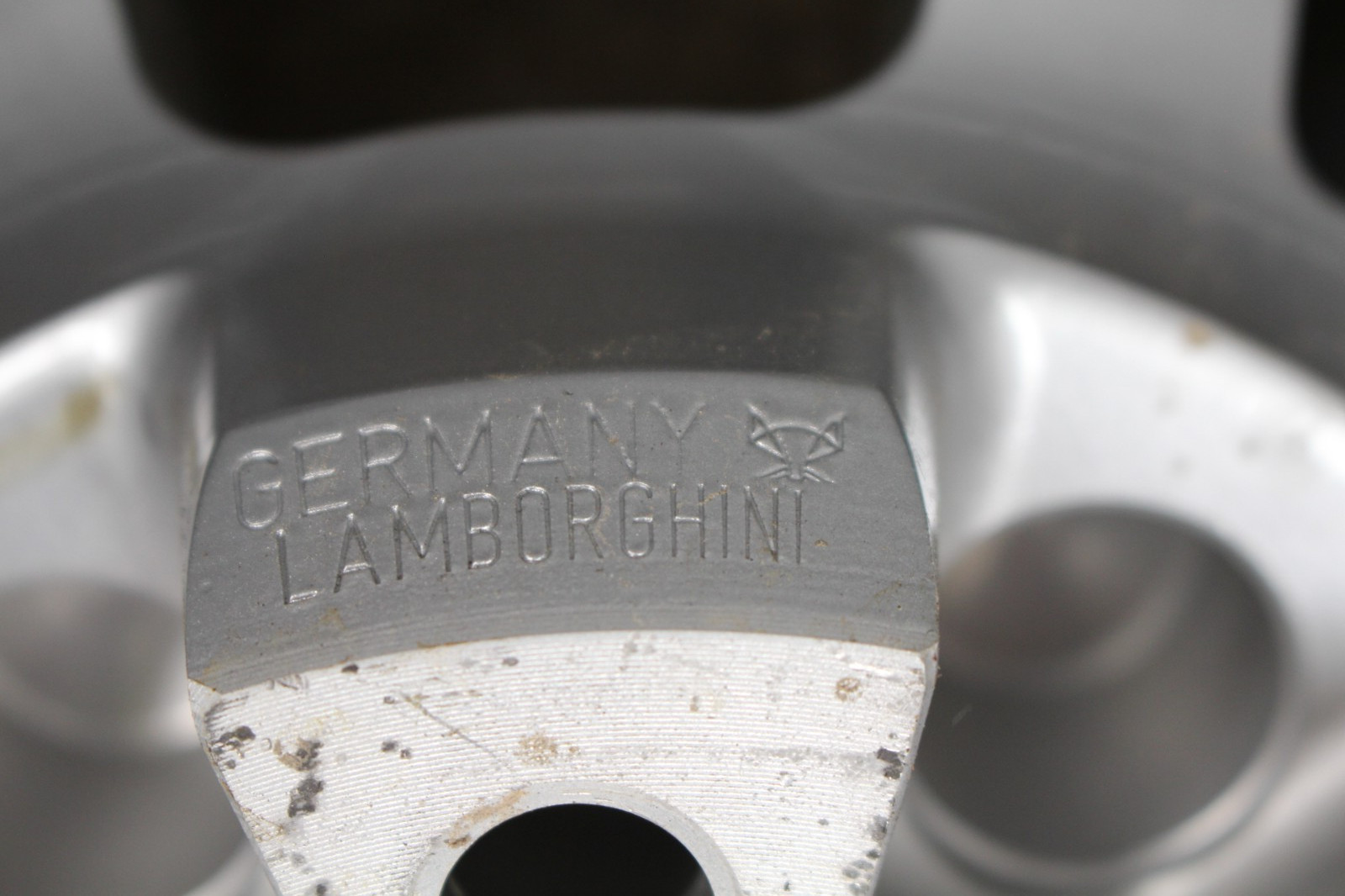 Lamborghini Huracan LP580, 610, Rear Wheel, Paint Flaws, Used, P/N 4T0601017C