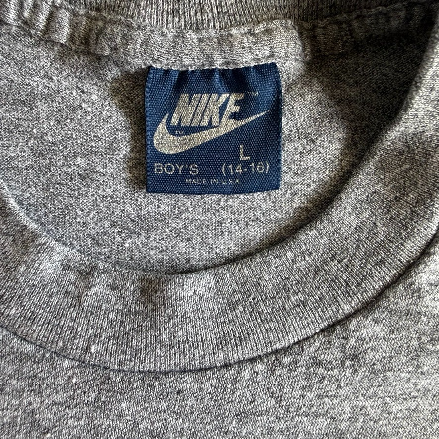 VINTAGE 70s - 80s NIKE GRAY T-SHIRT W/BLUE SWOOSH SZ XS BLUE TAG