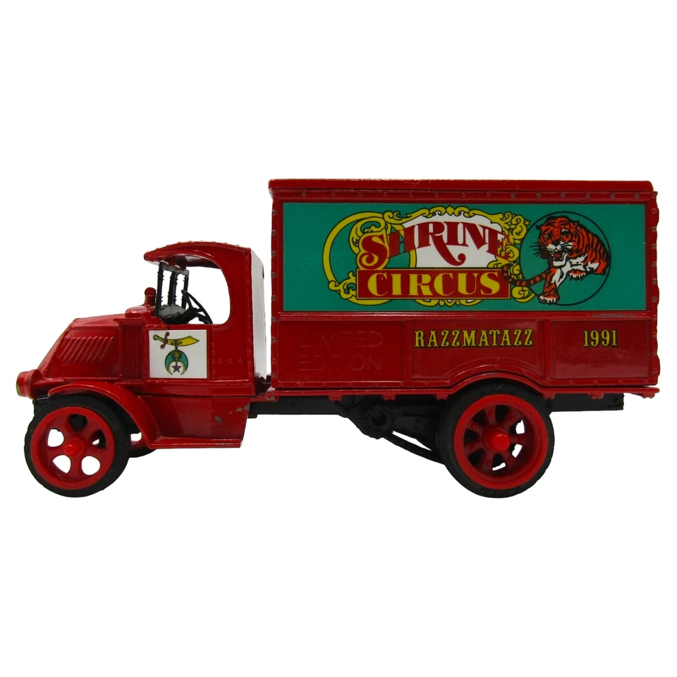 De colección 1991 ERTL Santuario Circo Camión Moneda Banco Vagón #48 1926 Mack Bulldog Rojo Foto 3 de 4