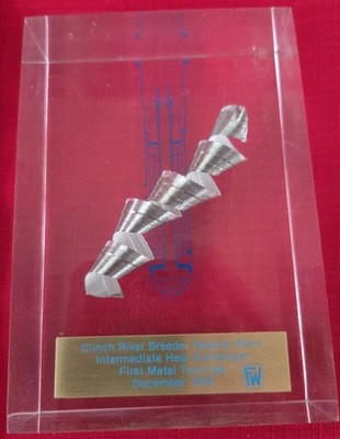 1976 Foster Wheeler Lucite Paperweight With Great Historical Significance CRBRP.