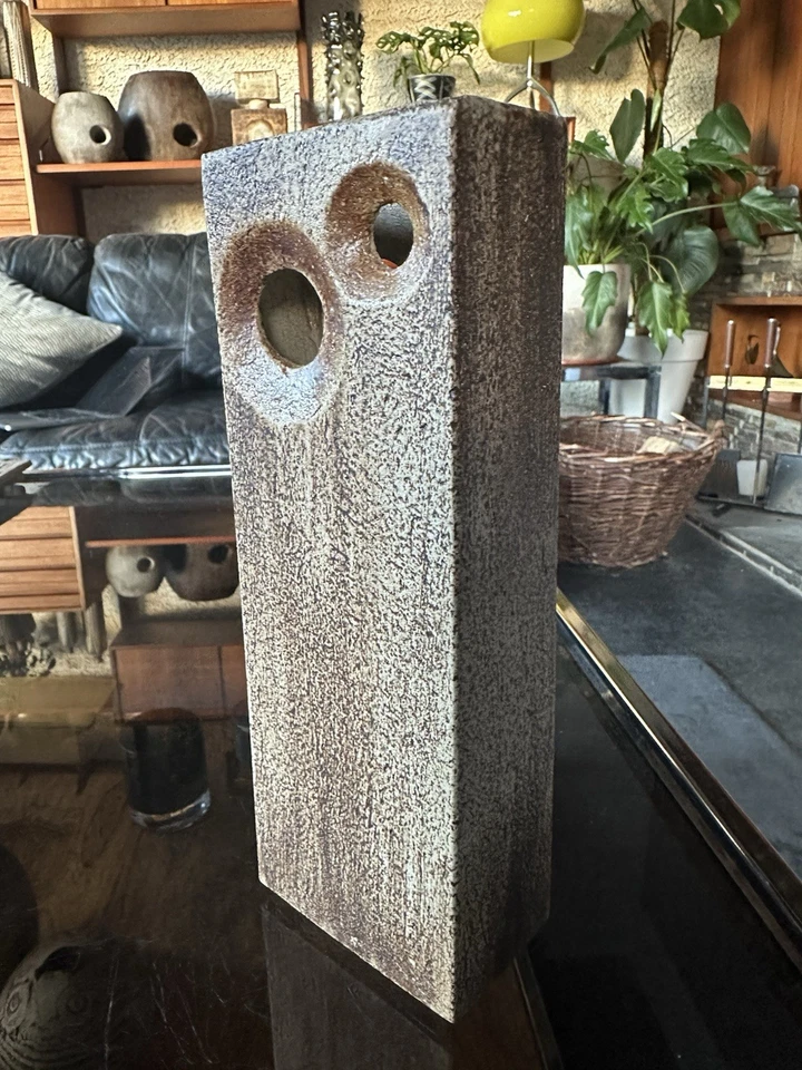 Rare Early 1970s Tony Foard Studio Pottery Modernist Slab With Two Apertures - Image 4 of 4