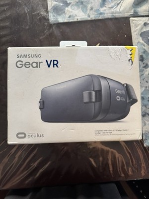 Samsung Gear VR SM-R323N Virtual Reality Headset (SM-R323NBKAXAR)