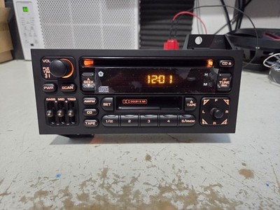 NEW FACEPLATE 1993-1995 Jeep Grand Cheroke Radio CD Cassette Player P04858518