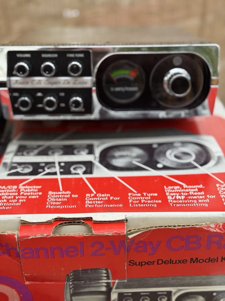 Vintage Kraco “Super De Luxe” 23-Channel CB Radio KCB-6330 — NOS Orig Box W/Mic - Image 2 of 4