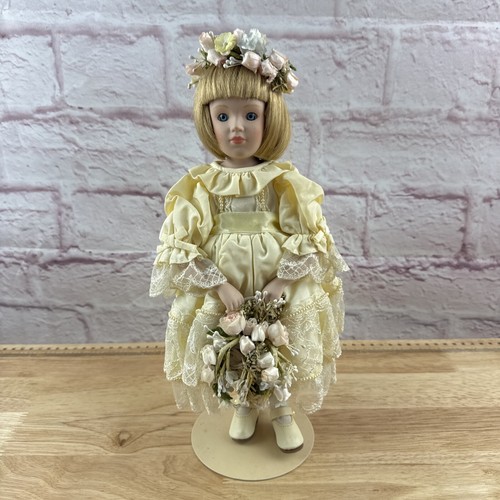 The Danbury Mint 1987 Princess Diana’s Flower Girl Porzellan Puppe mit Ständer