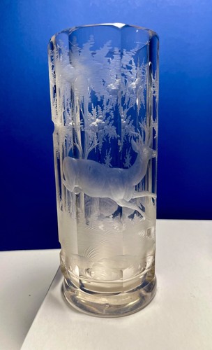 Set of 2 Rare Antique 1870's Bohemian Deer Etched Engraved Beakers - Picture 3 of 10