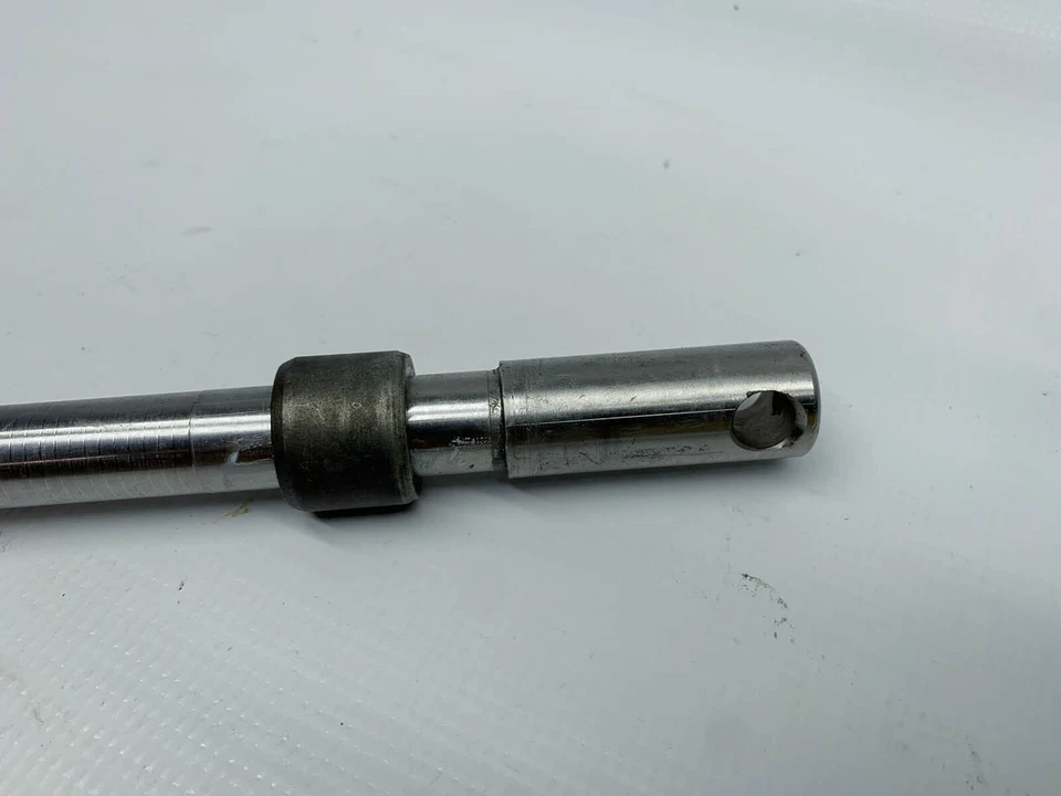 Harley Davidson FXSTBI Night Train rueda delantera eje pasante eje delantero (1) 02' Foto 3 de 3