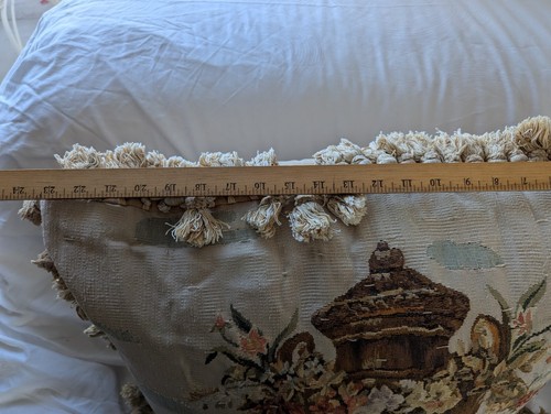 Tapestry Throw Pillows Pair Woven Aubusson Jacquard Needlepoint Urn & Florals - Picture 15 of 16