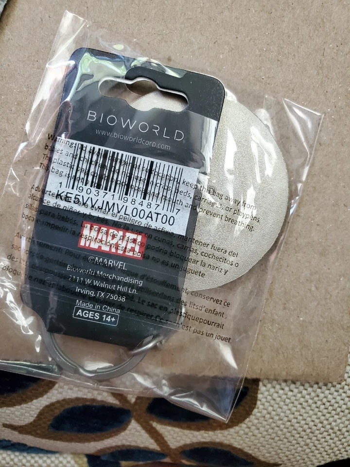 BOLSA CIEGA DE SUPERHÉROES Juguetes y Coleccionables NECA (LOTE de cómics de Marvel) Capitán América Foto 4 de 4