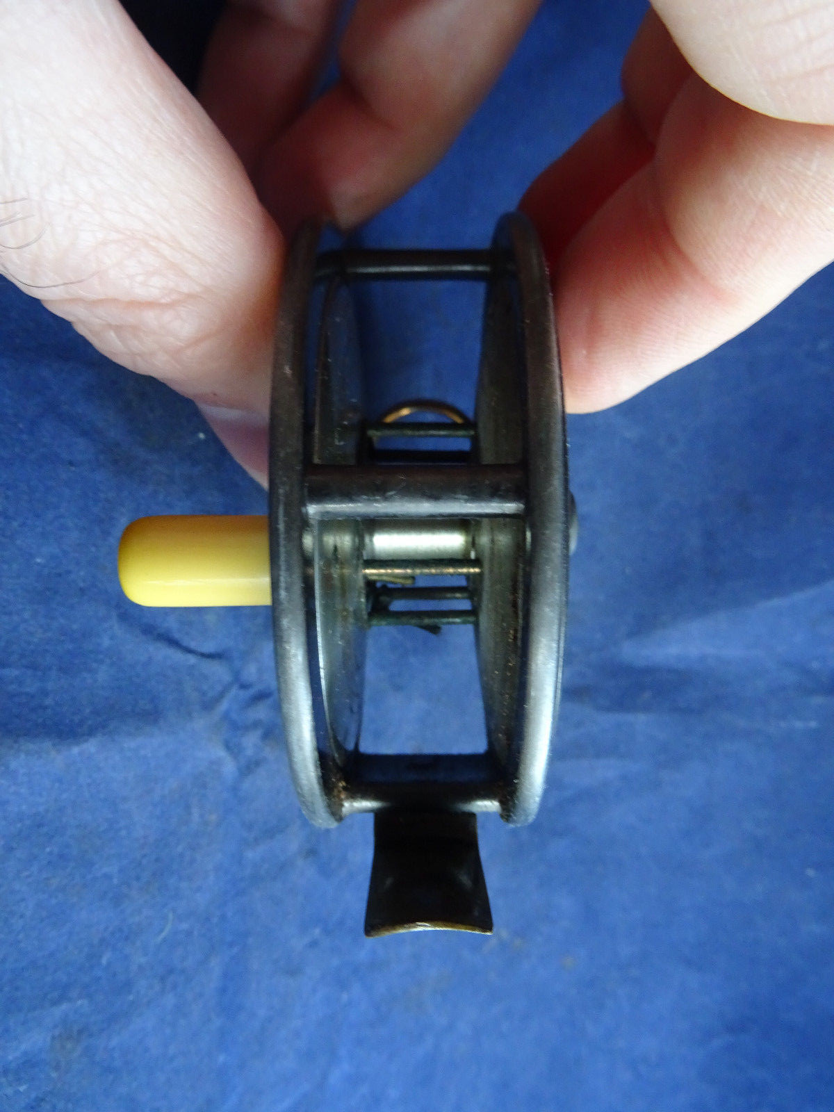 VINTAGE DINGLEY PILLARED CORE TROUT FLY REEL WITH BRASS/BRONZE LINE