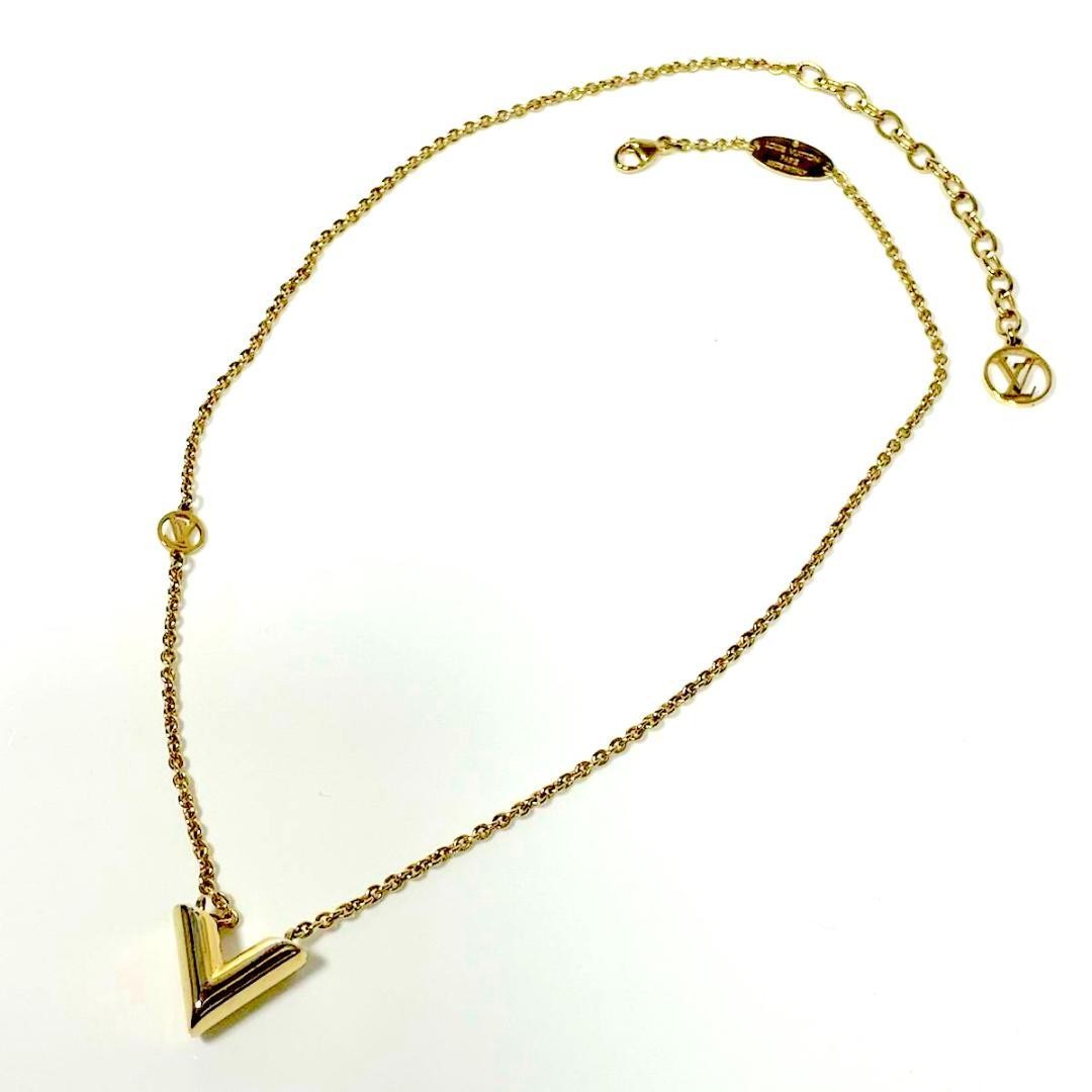 アクセサリー LOUIS VUITTON essential v necklace Essential V Necklace S00 - Women - Fashion Jewelry | LOUIS