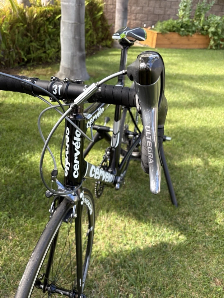 Bicicleta de carretera Cervelo RS 48 cm Ultegra cuadro y horquilla de carbono 650 ruedas Aero Shimano Foto 4 de 4