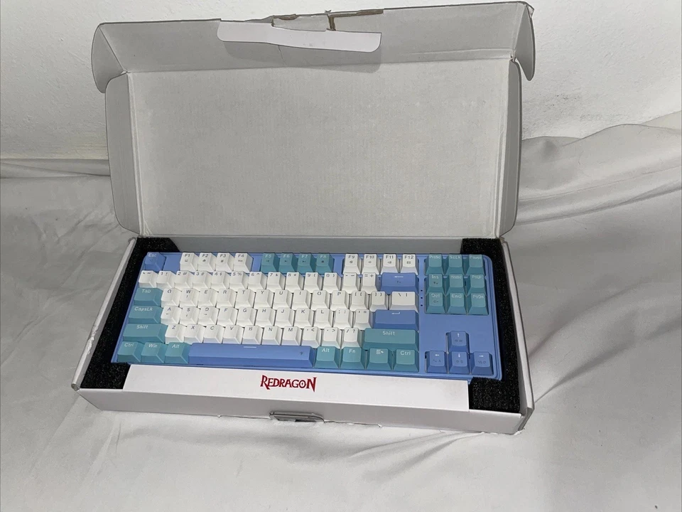 Redragon K707 Gasket TKL Mechanical Keyboard 87-Key RGB Hot-Swappable Wired - Image 2 of 4