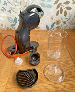 Delonghi Nescafe Dolce Gusto MODELL EDG210.B ERSATZTEILAUSWAHL