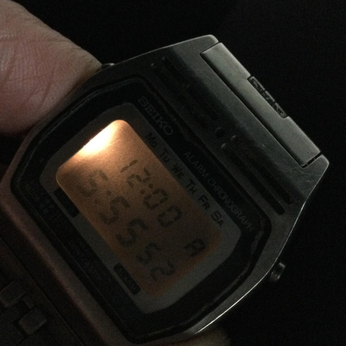 Vintage Seiko Mens Watch 34mm Digital Chronograph A257-5010 Steel