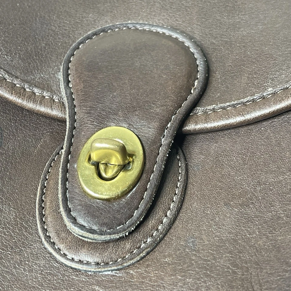 Vintage 90’s Coach Bag Post Pouch  Brown Shoulder Crossbody Purse - Image 3 of 4