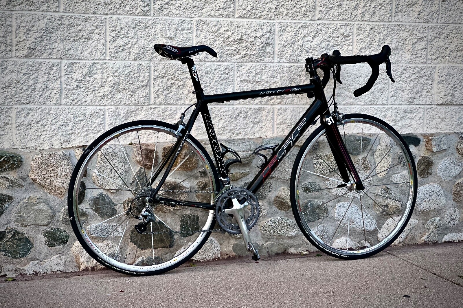 buying used carbon bike