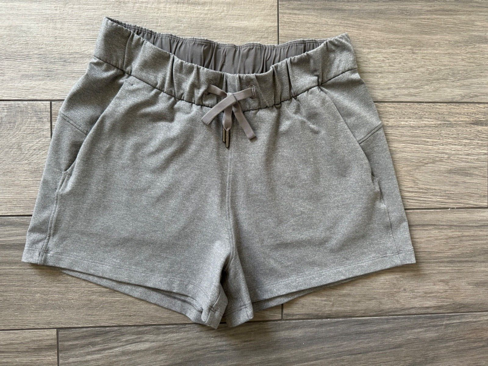 Lululemon Womens On The Fly Shorts Grey EUC Size 4