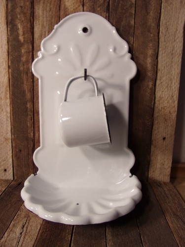 CREATIVE CO-OP Farmhouse White Enamelware Mug & Stand Set Distressed Style NEW - Picture 15 of 15