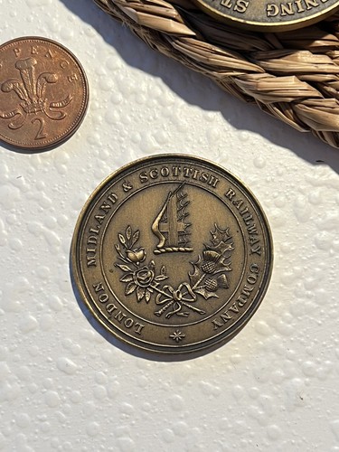 Antique Bronze Steam Railway Locomotives Engines Medallion Coin Token Vintage - Picture 2 of 4