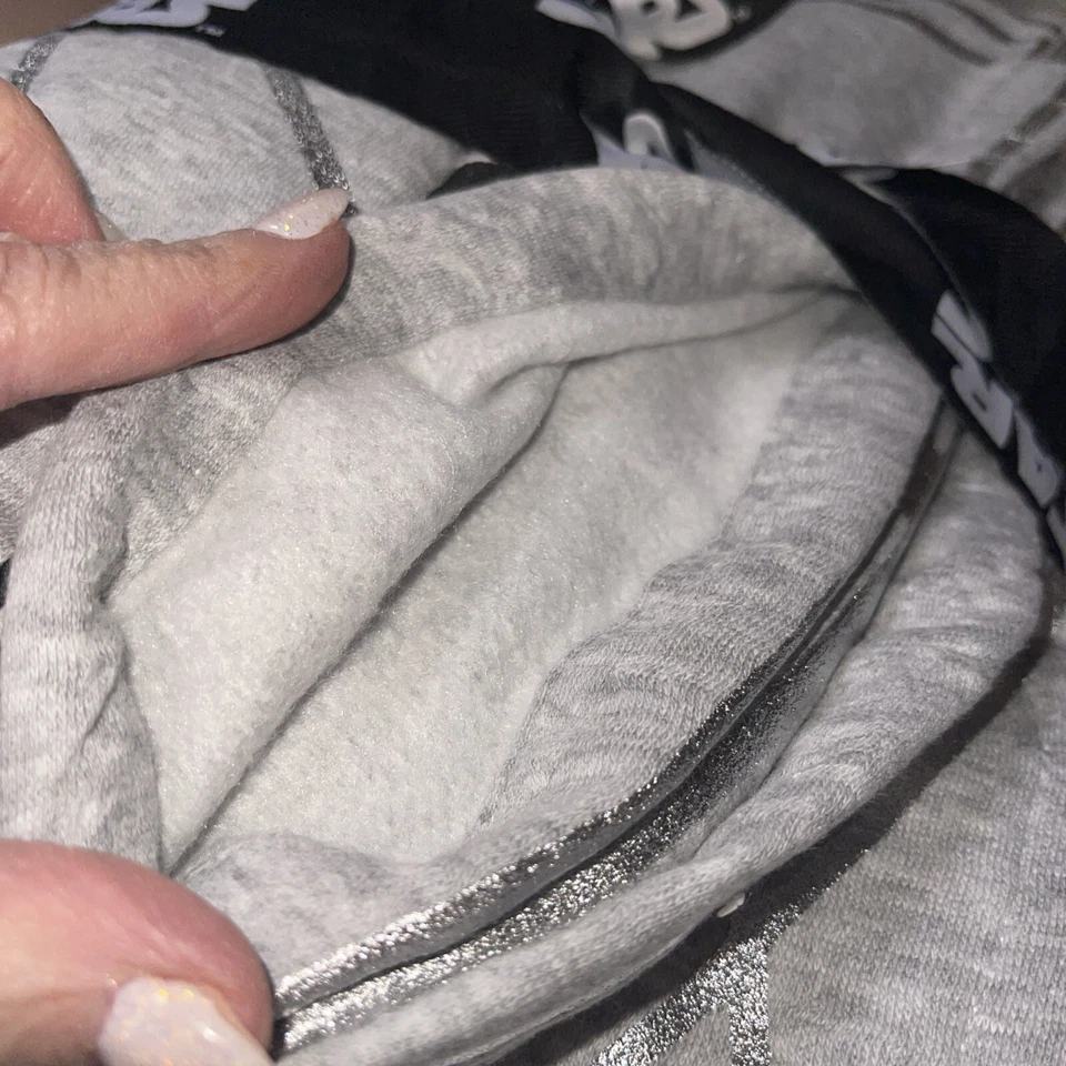 Sudadera Jersey Tejida Logotipo e Icono Star Wars Manta Polar Doble Gris/Plateado Foto 3 de 4