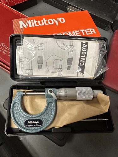 MITUTOYO 103-137 Micrometer,0-25mm,0.01,Ratchet 5C678