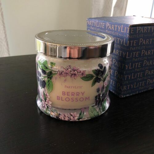 Partylite BERRY BLOSSOM SIGNATURE 3-wick JAR CANDLE  BRAND NEW   - Picture 1 of 1