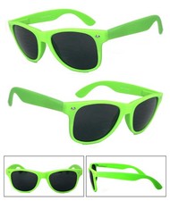 Retro Classic Square Frame Discounted Sunglasses - Light Green WF12