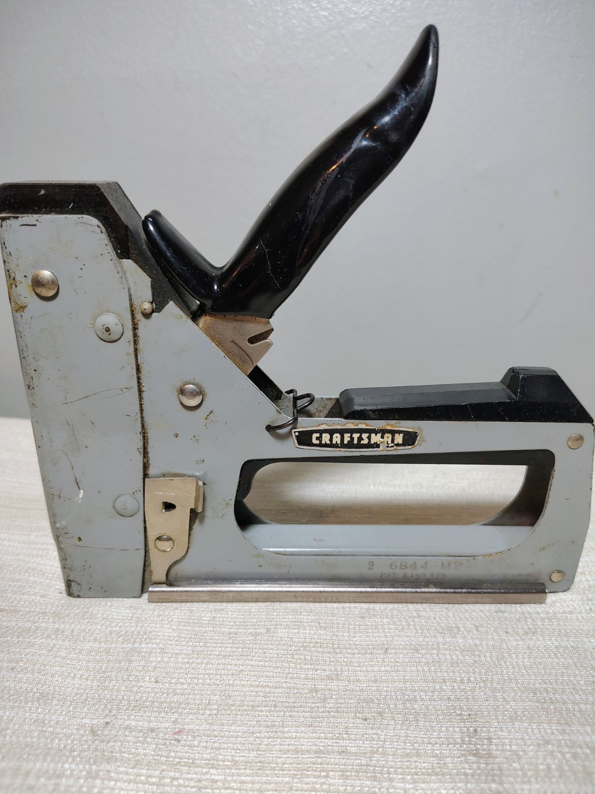 Vintage Craftsman Heavy Duty Staple Gun 6844-M2 USA Hand Sta