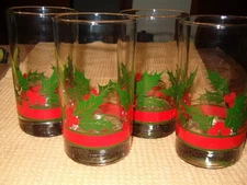 Vintage Libby’s Holly Berry Christmas 5” Drinking Glasses 🌺 Set Of 4