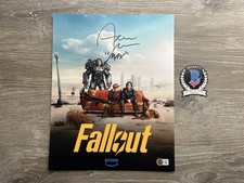 Aaron Moten Signed Fallout 11x14 Photo Beckett COA Maximus