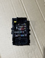 16-20 Chevrolet Gmc Interior Cabin Fuse Relay Junction Box Block Oem 718845576 16-20 Chevrolet Gmc Interior Cabin Fuse Relay Junction Box Block Oem 718845576