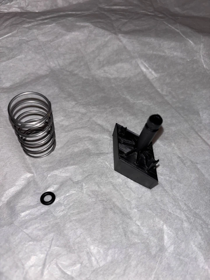 🇫🇷 Renault Twingo 1: Trunk Button (FULL KIT) - PREMIUM QUALITY 🥇 - Image 4 of 4