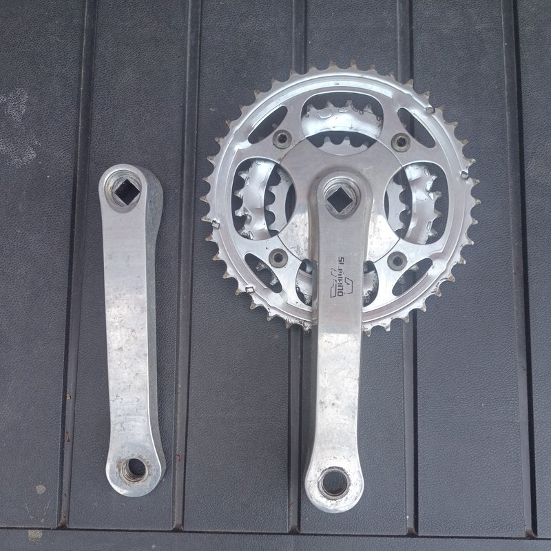 Shimano Altus Crankset FC-MC18 170 42-32-22 Mountain Bike Triple In Great Shape