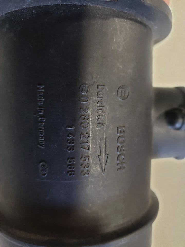 MAF 大众气流传感器 - 2003 宝马 M5 E39 - 00-03 原始设备制造商 0280217533 — 第 2/4 张图片