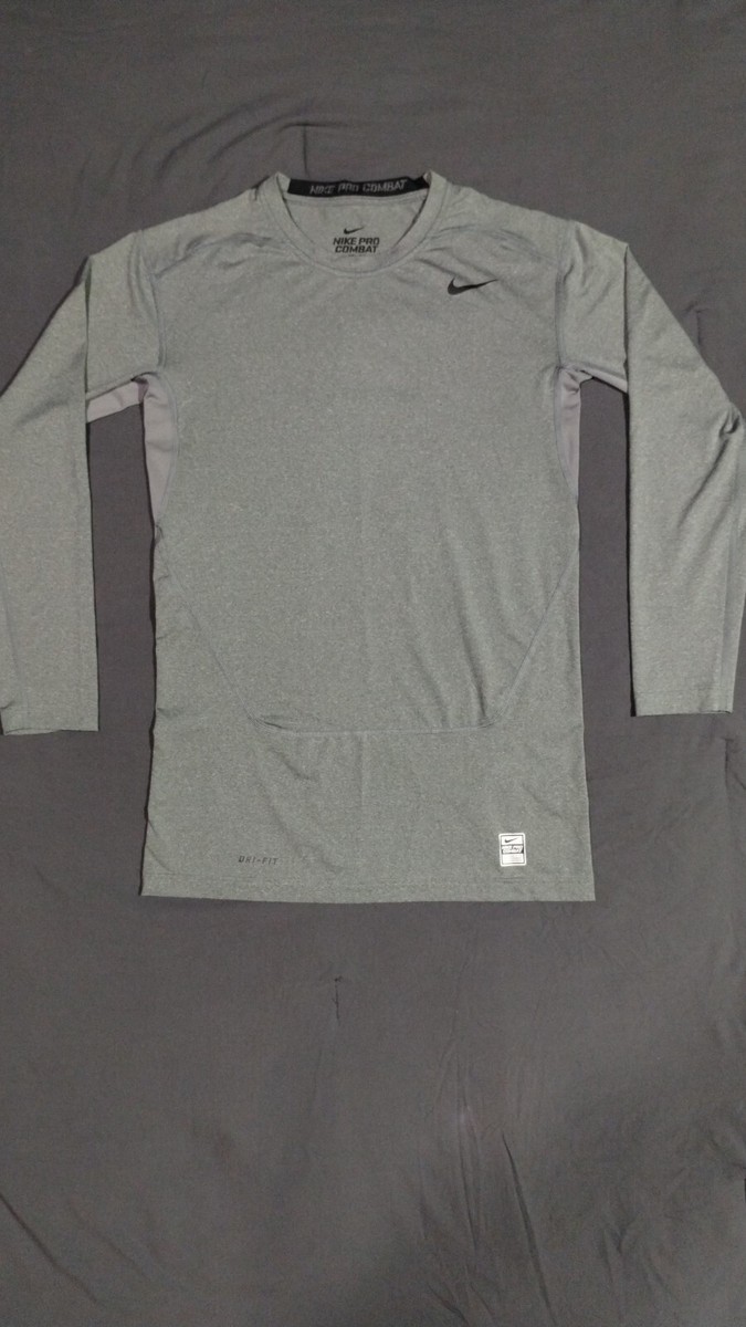 rashguard nike pro combat