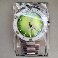 Oris Aquis Date Taste of Summer GRN Men's Watch 01 733 7787 4137-07 8 22 04PEB 4